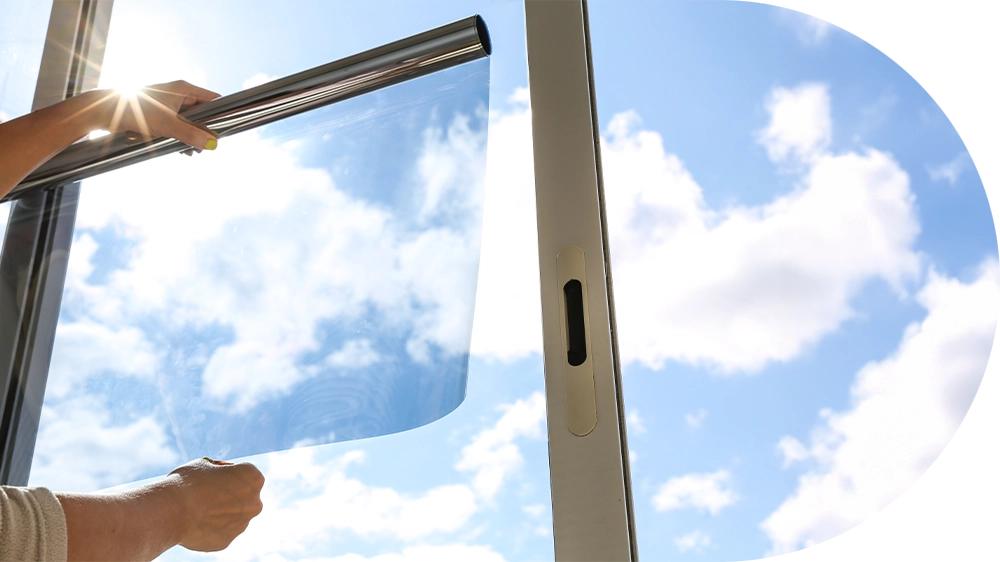 窓の遮熱フィルム施工について